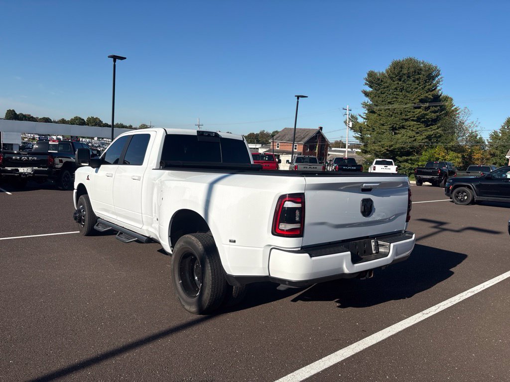 Used 2023 RAM 3500 Laramie w/ Night Edition AWD/4WD image 3