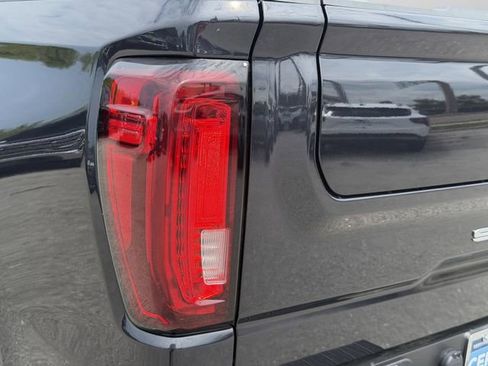 Certified 2025 GMC Sierra 1500 SLT RWD image 14