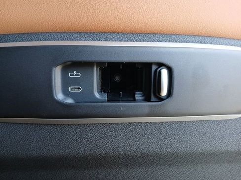 New 2026 BMW X5 xDrive50e AWD/4WD image 16