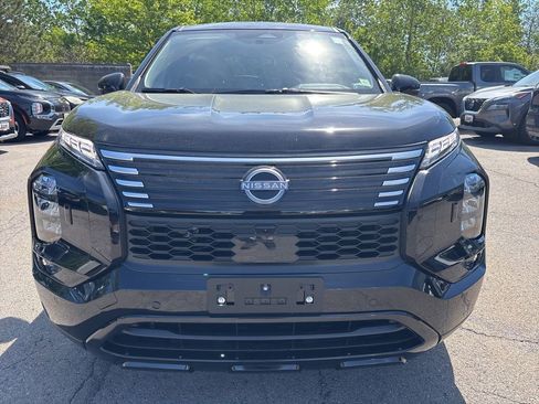New 2026 Nissan Rogue SL AWD/4WD image 2