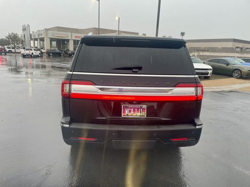 Used 2018 Lincoln Navigator Black Label AWD/4WD image 4