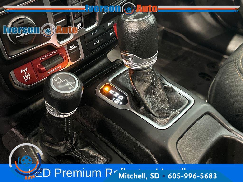 Used 2025 Jeep Wrangler Unlimited Sport AWD/4WD image 22