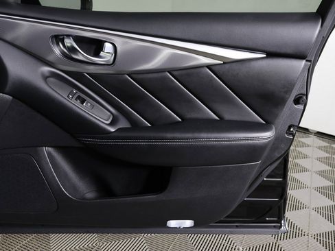 Used 2019 INFINITI Q50 Signature Edition w/ Cargo Package (L96) image 20