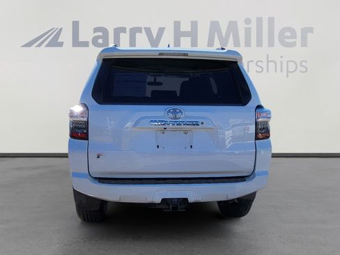 Used 2019 Toyota 4Runner SR5 image 4