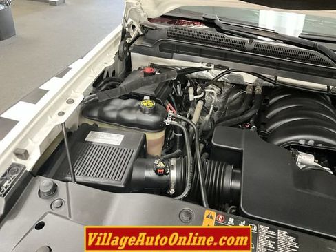 Used 2017 Chevrolet Silverado 1500 LTZ Z71 w/ LTZ Plus Package AWD/4WD image 37