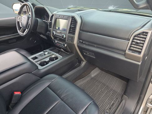 Used 2020 Ford Expedition XLT w/ Equipment Group 202A image 31