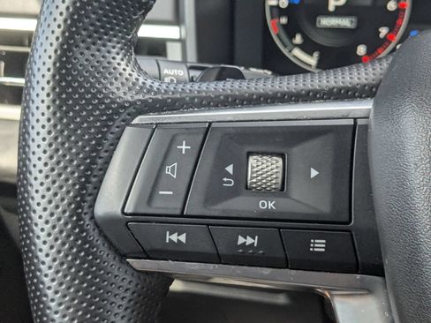 Used 2024 Mitsubishi Outlander SE Black Edition FWD image 17