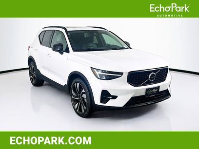 Used 2024 Volvo XC40 B5 Plus w/ Climate Package