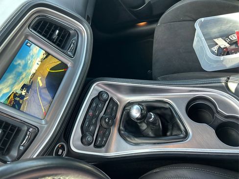 Used 2022 Dodge Challenger R/T w/ T/A Package image 14