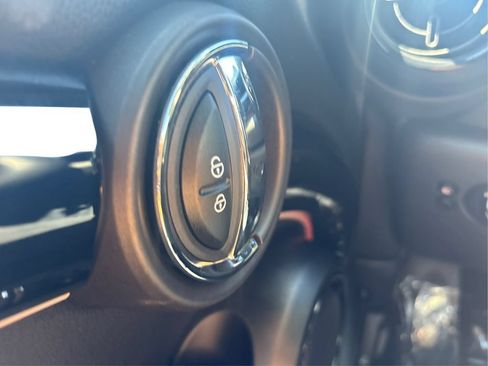 Used 2024 MINI Cooper S FWD image 43