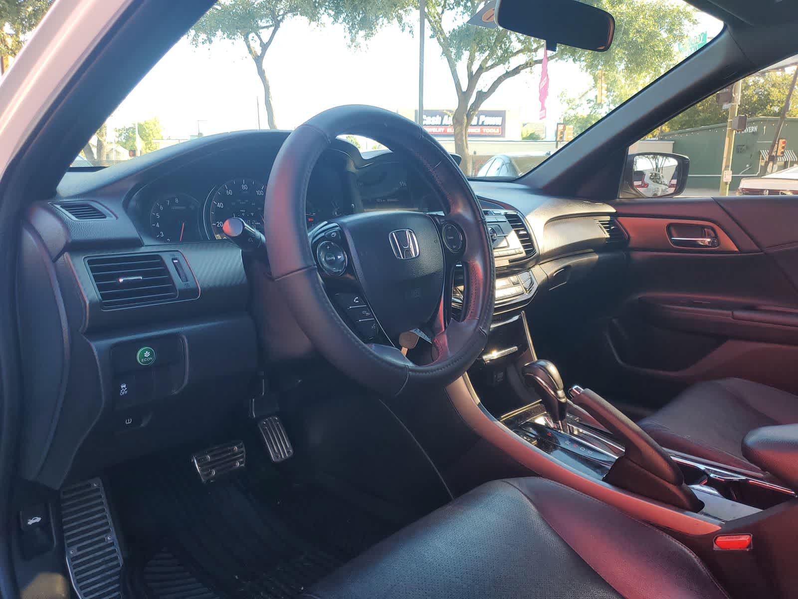 Used 2017 Honda Accord Sport Special Edition image 2