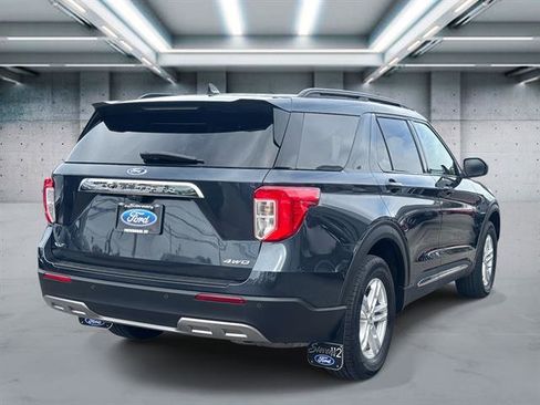 Certified 2022 Ford Explorer XLT w/ Equipment Group 202A image 25