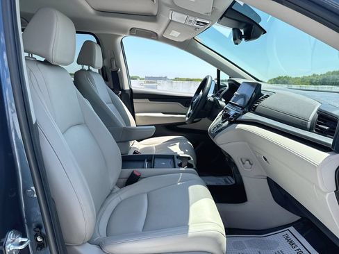 Used 2025 Honda Odyssey EX-L image 24