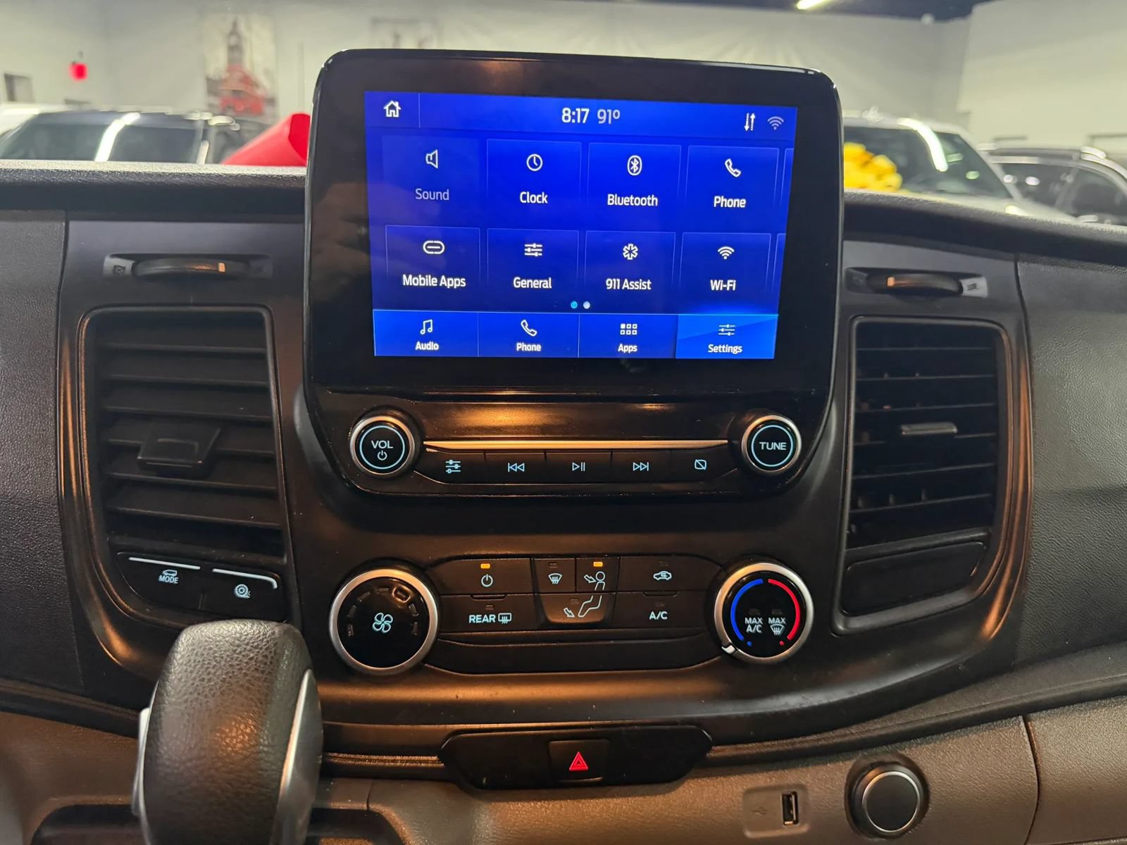 Used 2020 Ford Transit 150 XL RWD image 37