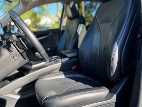 Used 2021 Lincoln Nautilus Reserve w/ Monochromatic Package image 13