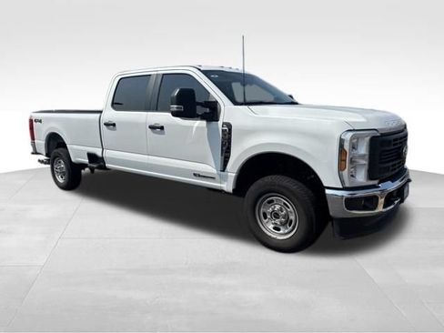 Used 2025 Ford F350 XL w/ XL Chrome Package AWD/4WD image 3