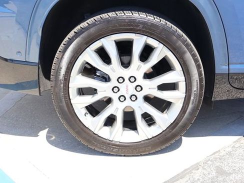 Used 2024 GMC Acadia Denali w/ Super Cruise Package AWD/4WD image 10