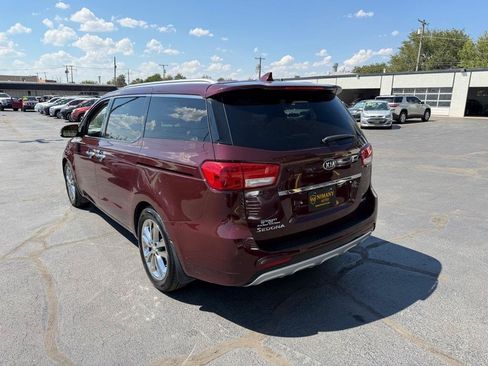 Used 2016 Kia Sedona SX Limited FWD image 4