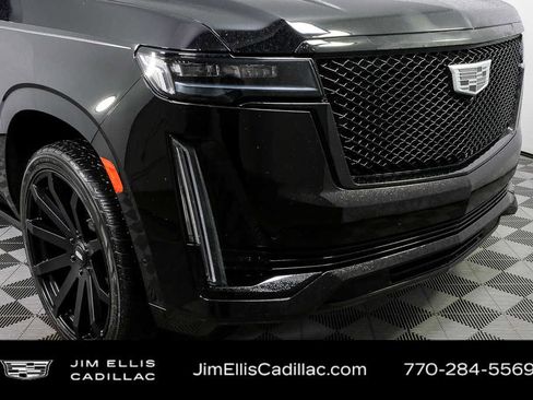 Used 2021 Cadillac Escalade Sport w/ Driver Assist Tech Package image 43