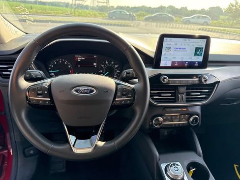 Used 2022 Ford Escape SEL AWD/4WD image 20