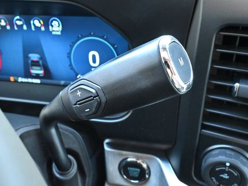 Used 2025 Ford F450 Platinum w/ Platinum Plus Package image 19