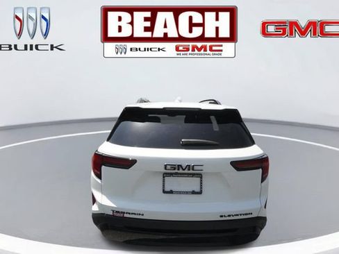 Used 2026 GMC Terrain Elevation w/ Elevation Premium Package FWD image 4