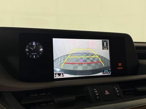 Used 2020 Lexus ES 350 w/ Premium Package FWD image 15