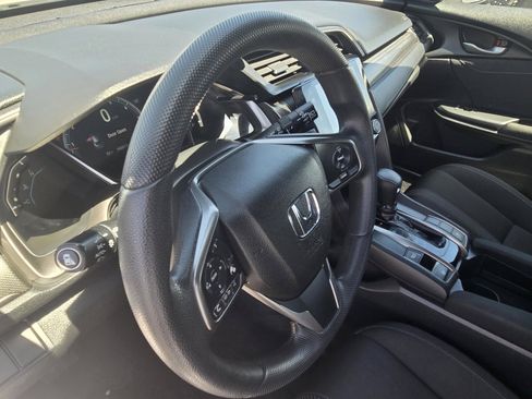 Used 2018 Honda Civic EX image 11