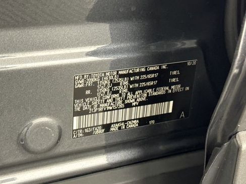 Used 2021 Toyota RAV4 XLE AWD/4WD image 26