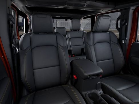New 2026 Jeep Wrangler Unlimited Sahara AWD/4WD image 16