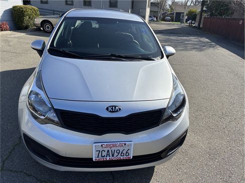 Used 2013 Kia Rio LX w/ PWR Pkg image 2