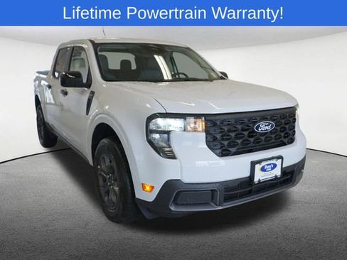 New 2026 Ford Maverick XLT w/ Equipment Group 301A AWD/4WD image 17