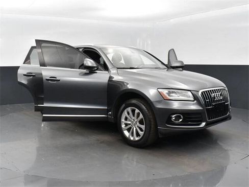 Used 2015 Audi Q5 2.0T Premium Plus w/ Technology Package image 29