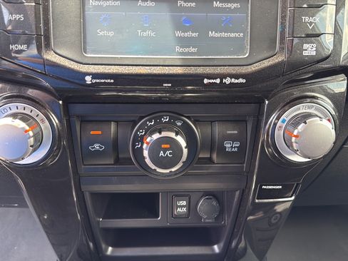 Used 2018 Toyota 4Runner TRD Off-Road AWD/4WD image 26