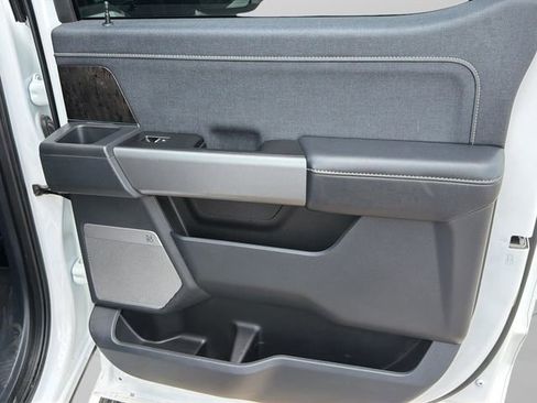 Certified 2025 Ford F350 Lariat AWD/4WD image 13