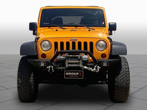 Used 2012 Jeep Wrangler Unlimited Rubicon w/ Connectivity Group AWD/4WD image 3