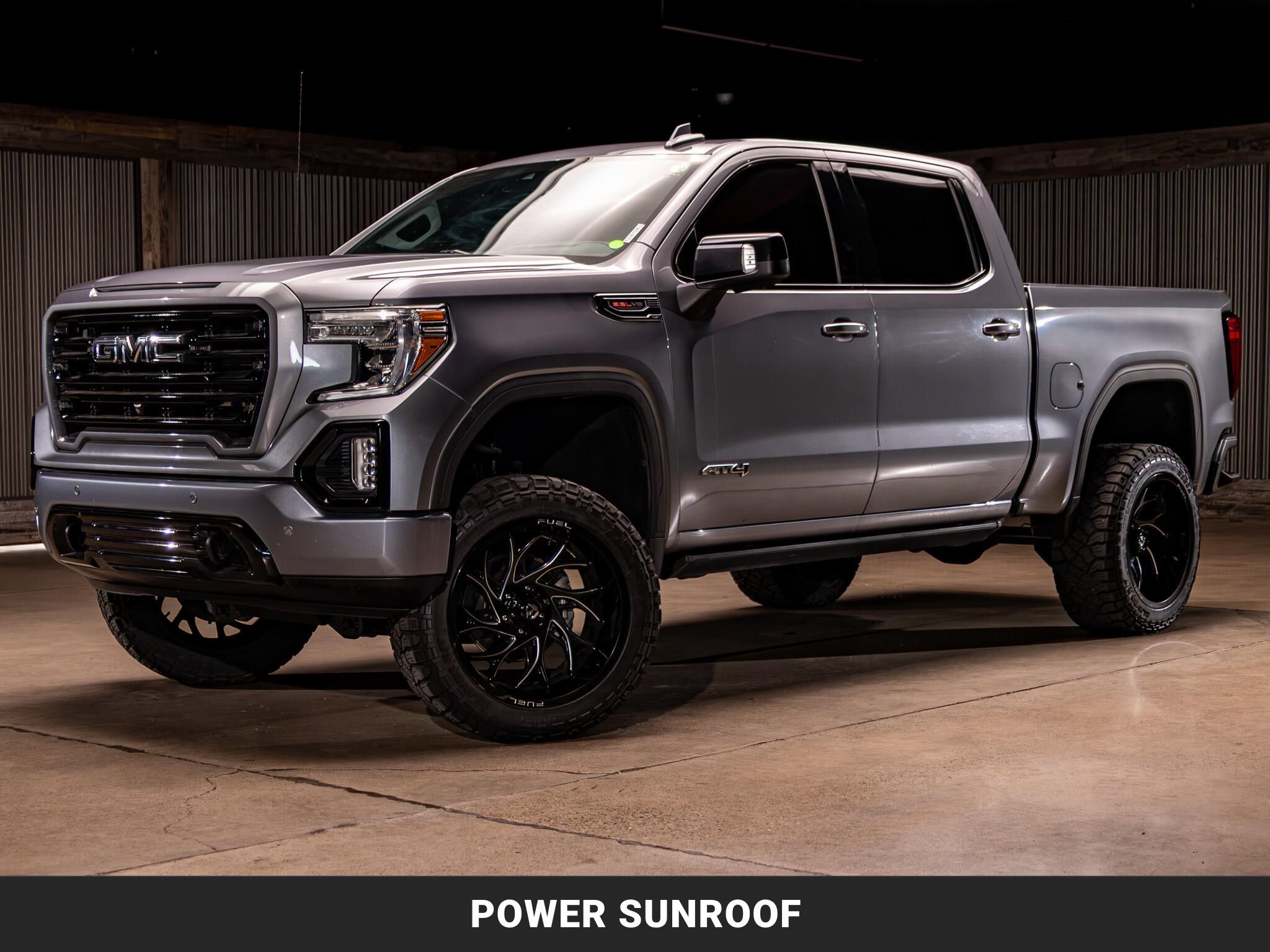 Used 2020 GMC Sierra 1500 AT4 w/ AT4 Premium Package AWD/4WD image 4