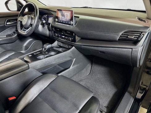 Used 2021 Nissan Rogue SV w/ Premium Package FWD image 26