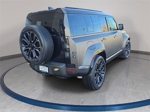 New 2026 Land Rover Defender 110 OCTA image 5