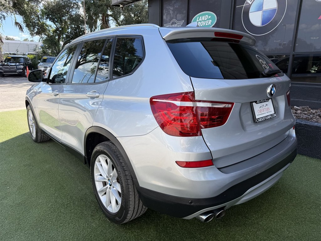 Used 2017 BMW X3 sDrive28i RWD image 4