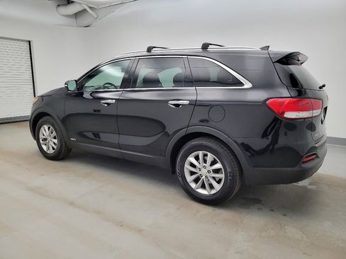 Used 2018 Kia Sorento AWD image 3