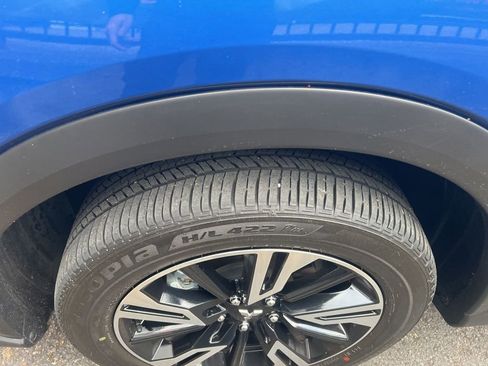 Used 2024 Mitsubishi Eclipse Cross AWD image 3