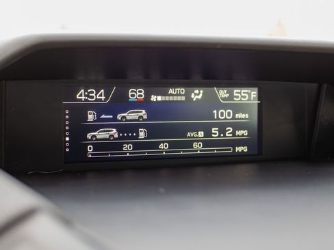 Used 2020 Subaru Forester Premium image 29