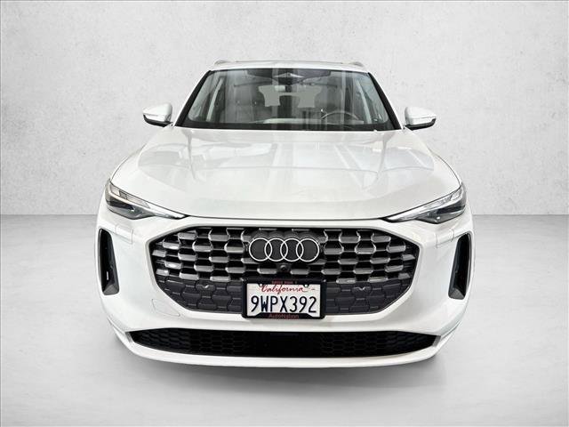 Used 2025 Audi Q5 Premium w/ Convenience Package AWD/4WD image 2
