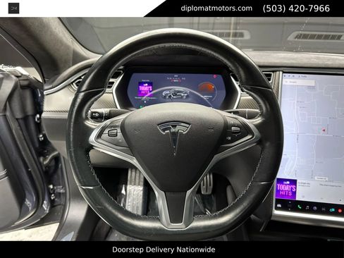 Used 2014 Tesla Model S P85D image 29