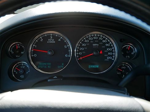 Used 2013 Chevrolet Tahoe LT w/ Luxury Package image 21