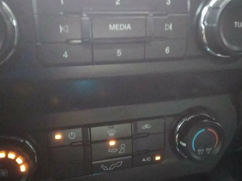 Used 2019 Ford F150 XLT image 22