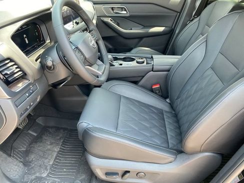 New 2026 Nissan Rogue Platinum w/ Platinum Premium Package AWD/4WD image 10