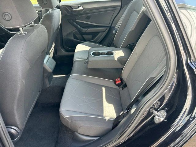 Used 2025 Volkswagen Jetta Sport FWD image 43