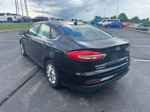 Used 2020 Ford Fusion SE FWD image 5